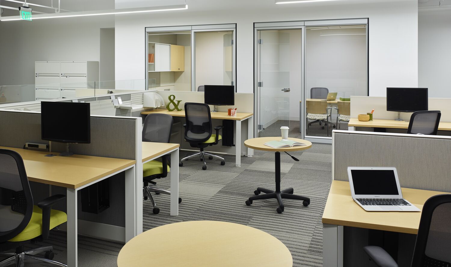 Destination Maternity - Teknion Case Study Image